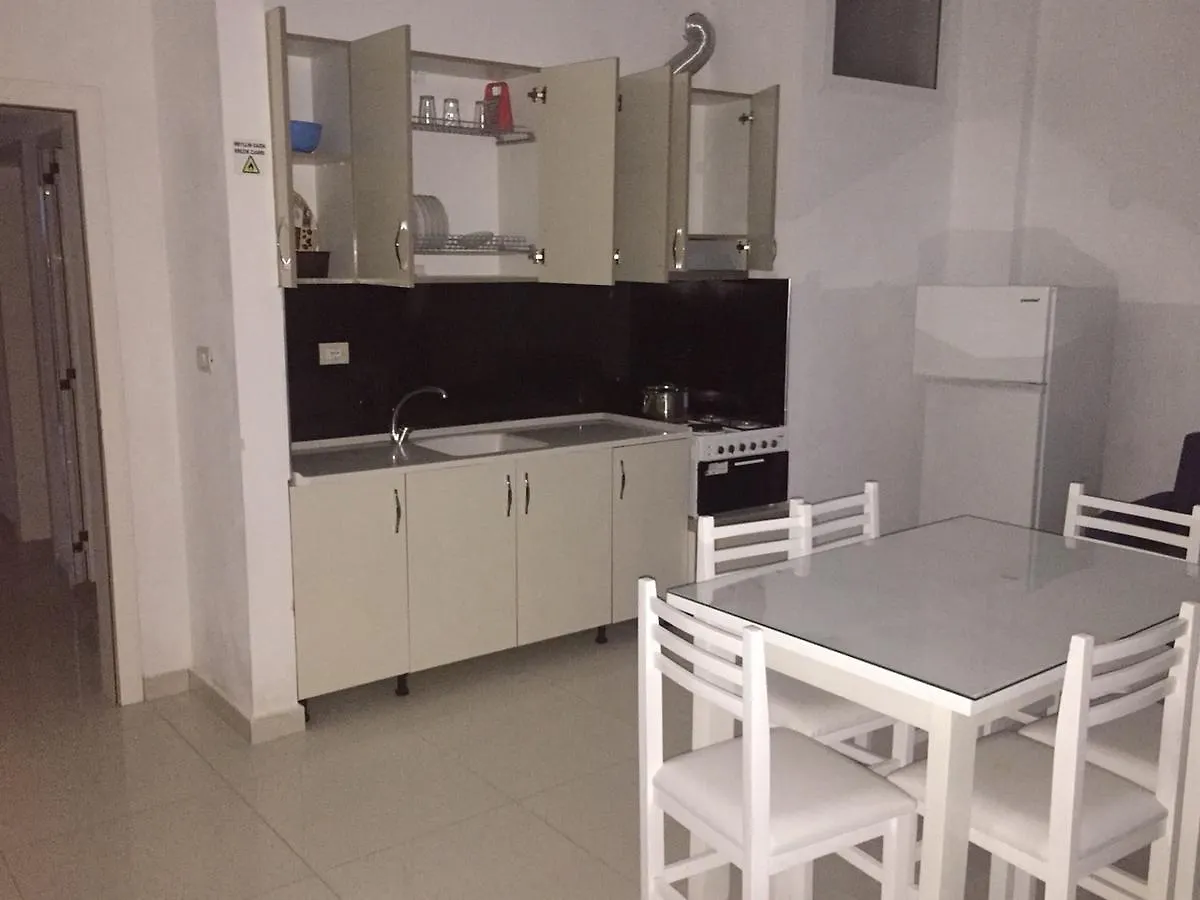 Apartment Ferienwohnung Flat Ergli Velipojë